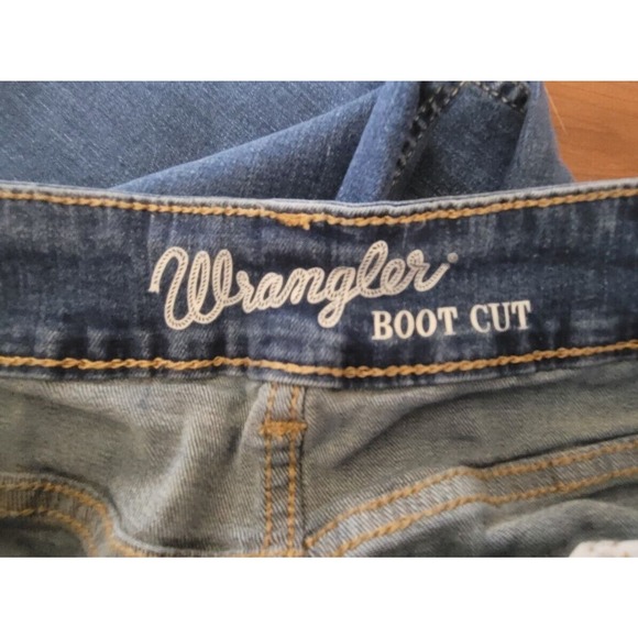 Wrangler Bootcut Jeans Womens Size 9/10 Medium Wash Western Cowgirl Denim - Picture 6 of 7